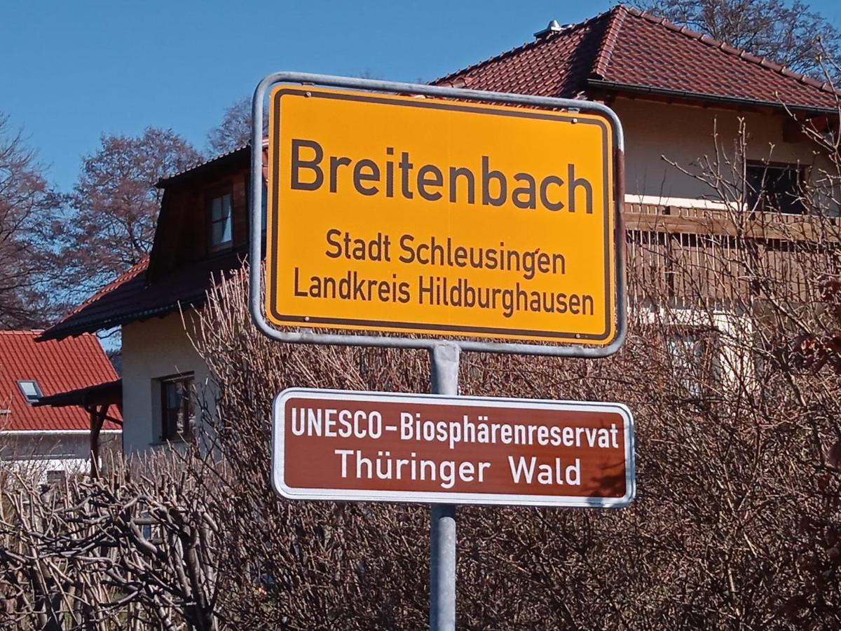 Hotel & Restaurant Zum Adlersberg Schleusingen Buitenkant foto