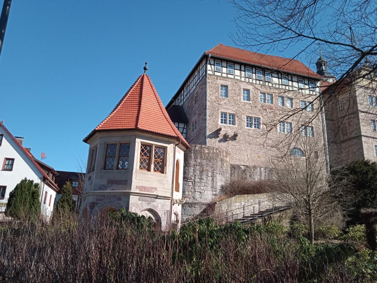 Hotel & Restaurant Zum Adlersberg Schleusingen Buitenkant foto